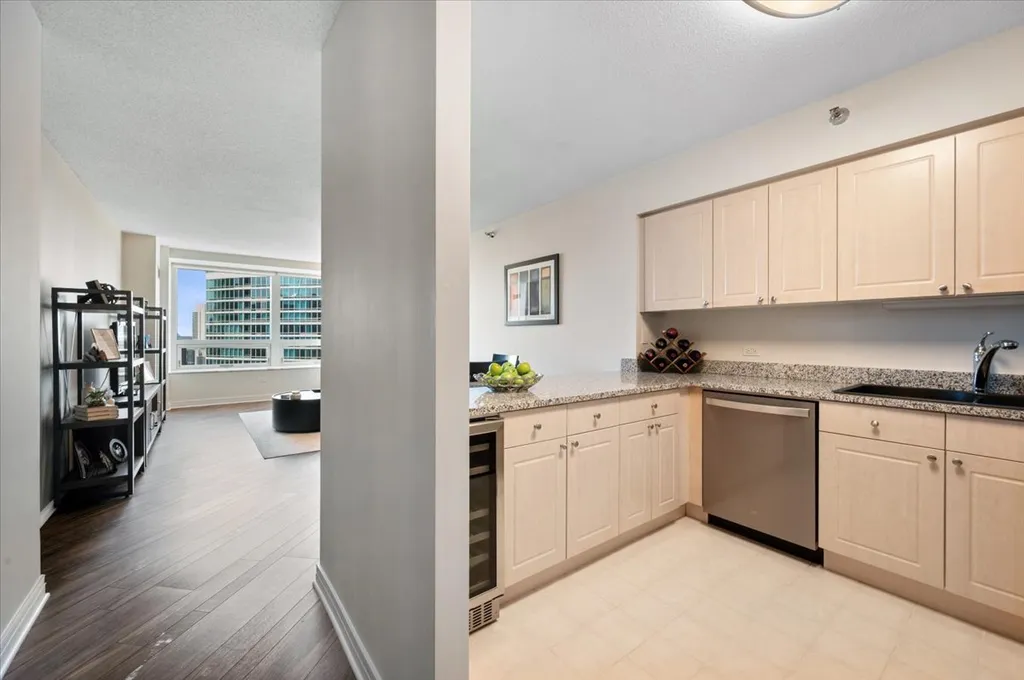 512 North Mcclurg Court Chicago IL 60611