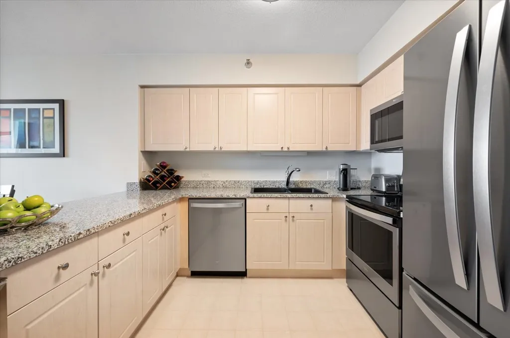 512 North Mcclurg Court Chicago IL 60611