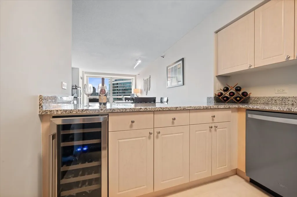 512 North Mcclurg Court Chicago IL 60611
