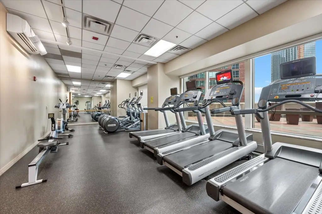 512 North Mcclurg Court Chicago IL 60611