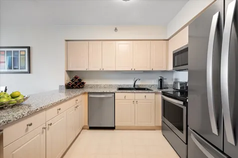 512 North Mcclurg Court Chicago IL 60611