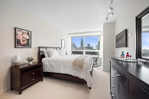 512 North Mcclurg Court Chicago IL 60611