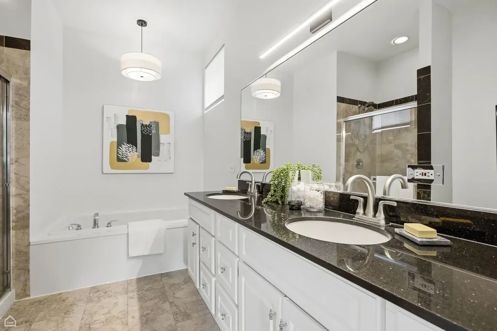 1417 North Bosworth Avenue Chicago IL 60642