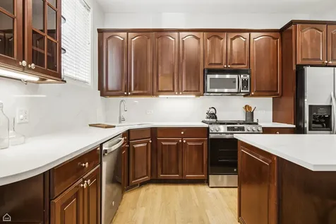 1417 North Bosworth Avenue Chicago IL 60642