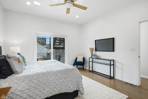 1417 North Bosworth Avenue Chicago IL 60642