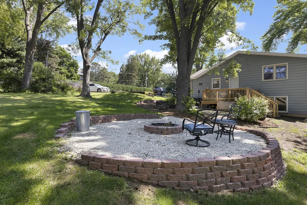 110 Cheri Lane Antioch IL 60002