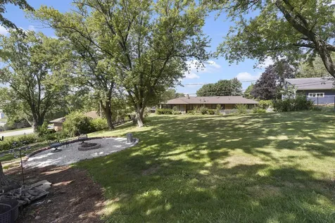 110 Cheri Lane Antioch IL 60002