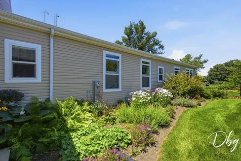 1512 Concord Circle Grayslake IL 60030
