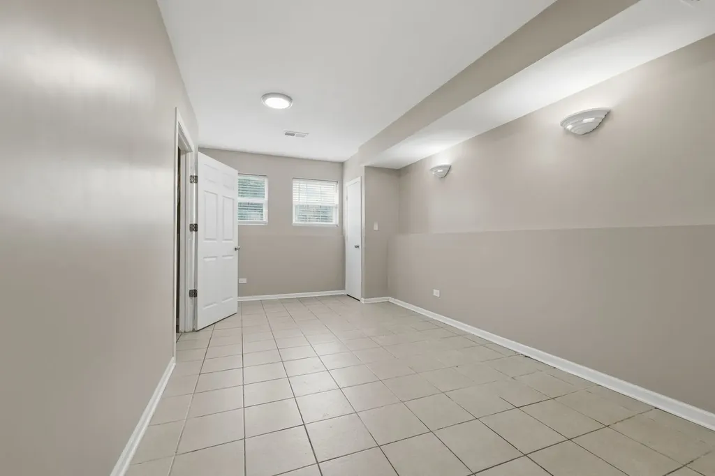 11707 South Morgan Street Chicago IL 60643