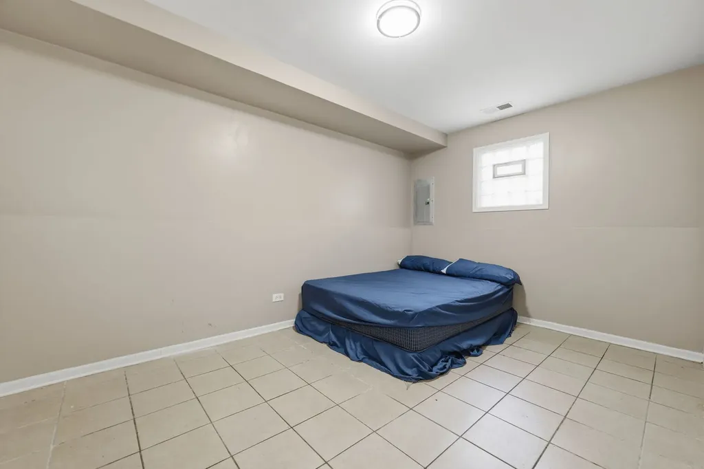 11707 South Morgan Street Chicago IL 60643
