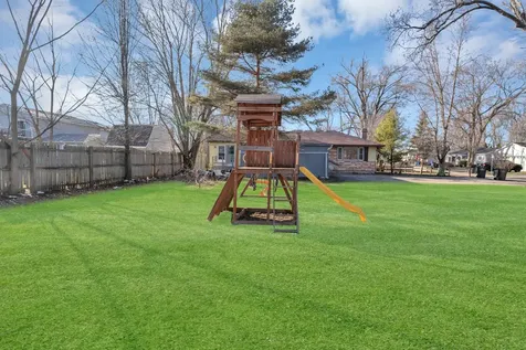 117 Arthur Avenue South Elgin IL 60177