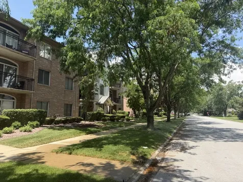 9424 South 77th Court Hickory Hills IL 60457