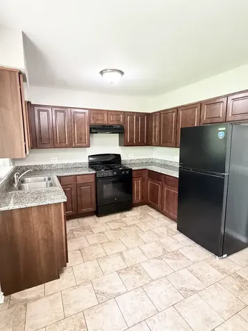 17060 Wausau Avenue South Holland IL 60473