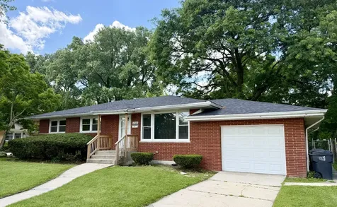 17060 Wausau Avenue South Holland IL 60473