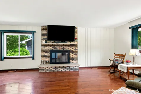 5912 Terra Cotta Road Crystal Lake IL 60014