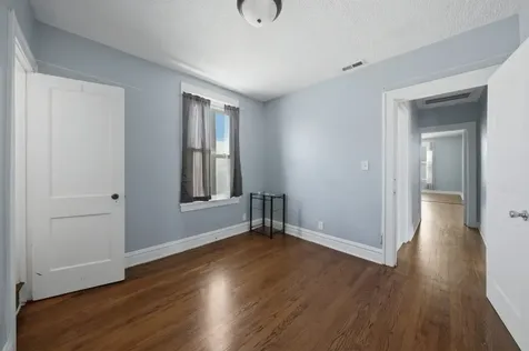 6939 South Komensky Avenue Chicago IL 60629