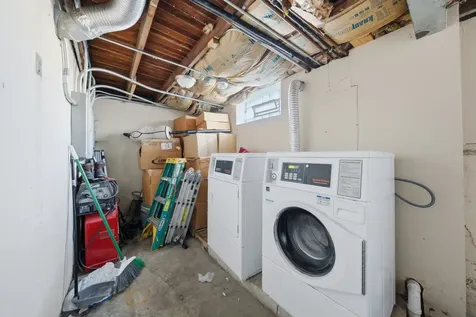 6939 South Komensky Avenue Chicago IL 60629