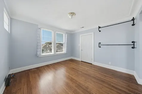 6939 South Komensky Avenue Chicago IL 60629