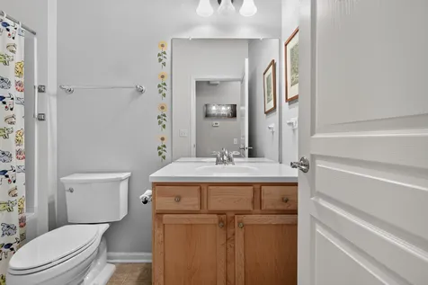 3423 Epstein Circle Mundelein IL 60060