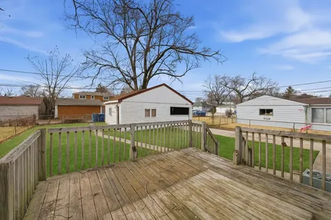 1354 Gordon Avenue Calumet City IL 60409