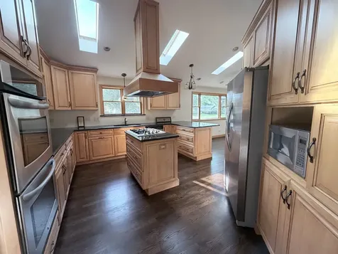 465 Arizona Boulevard Hoffman Estates IL 60169