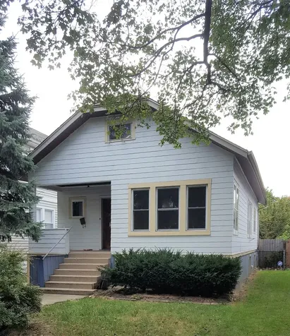 4820 North Kentucky Avenue Chicago IL 60630