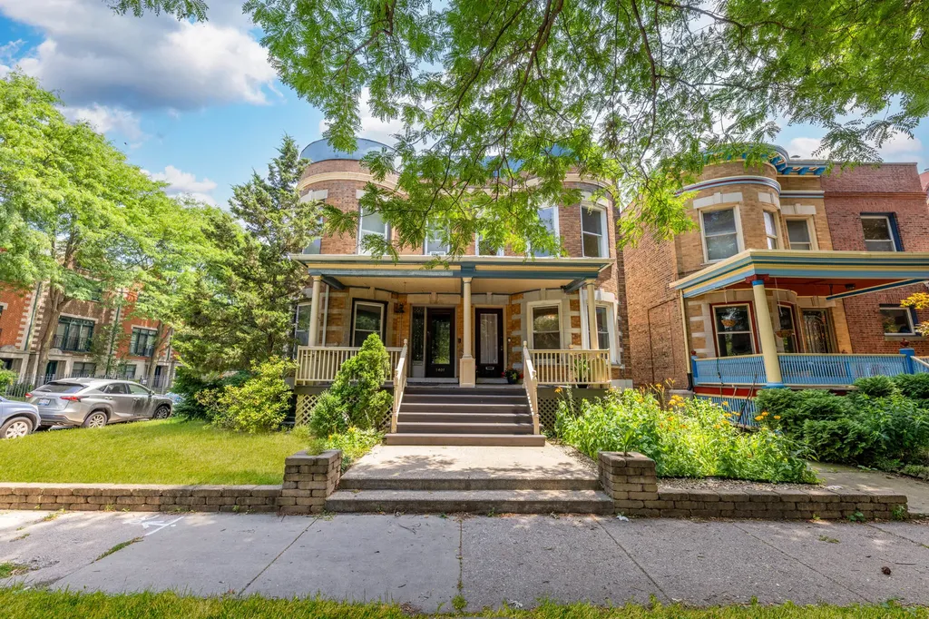 5403 South Greenwood Avenue Chicago IL 60615