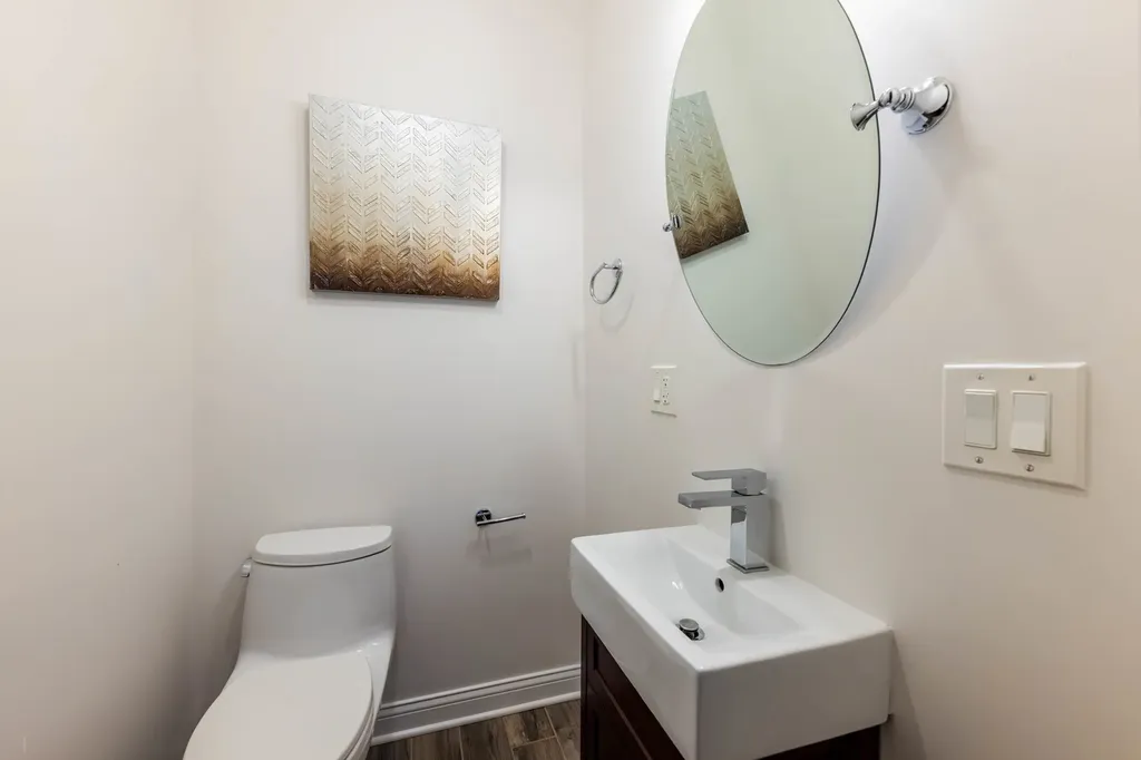 5403 South Greenwood Avenue Chicago IL 60615