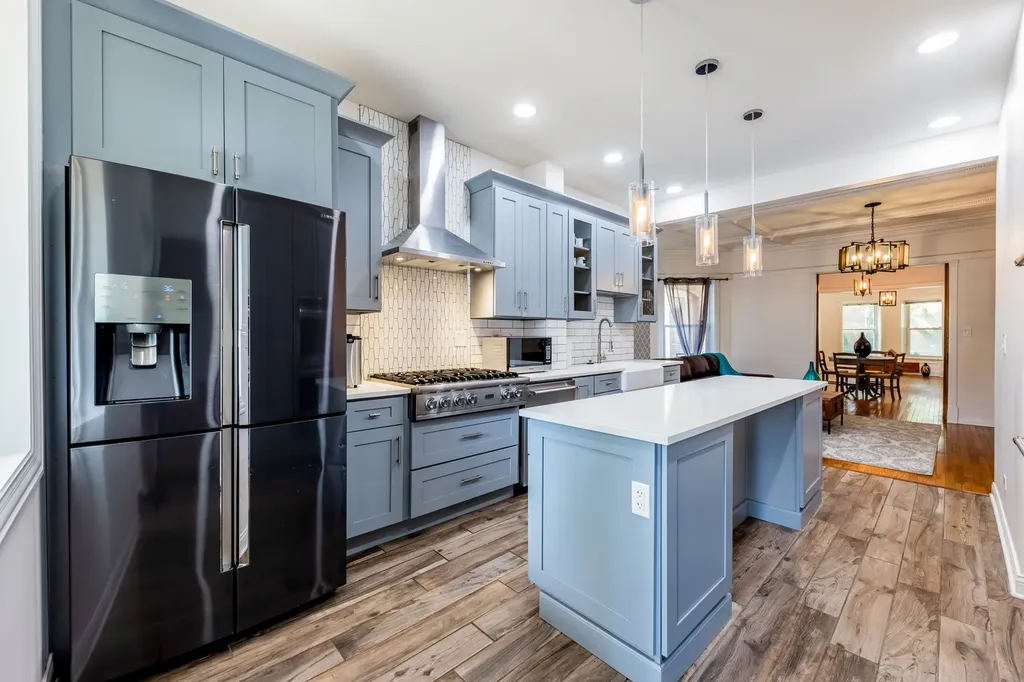 5403 South Greenwood Avenue Chicago IL 60615
