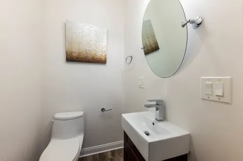 5403 South Greenwood Avenue Chicago IL 60615