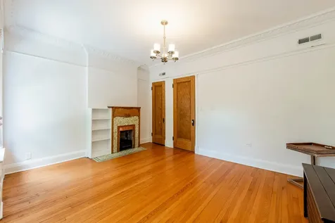 5403 South Greenwood Avenue Chicago IL 60615