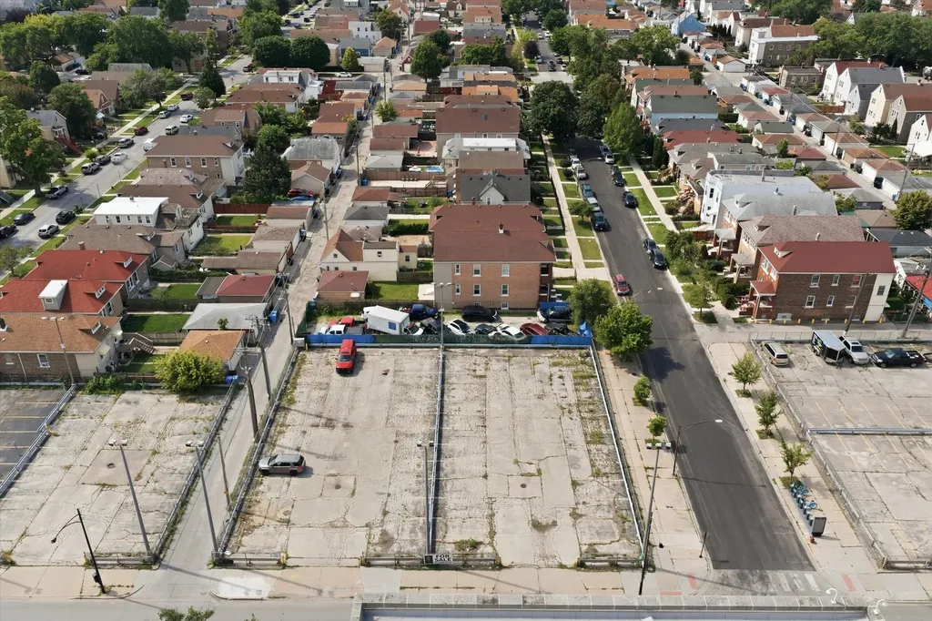 5101-5117 South Sacramento Avenue Chicago IL 60632