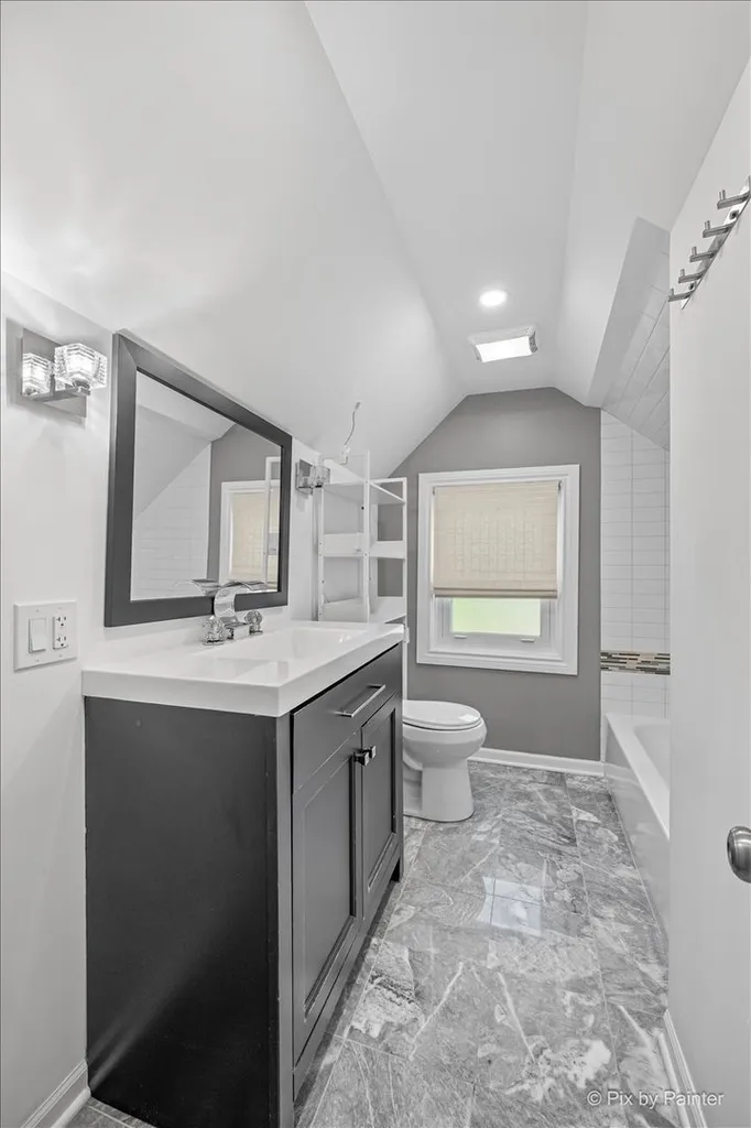 336 Orchard Terrace Roselle IL 60172