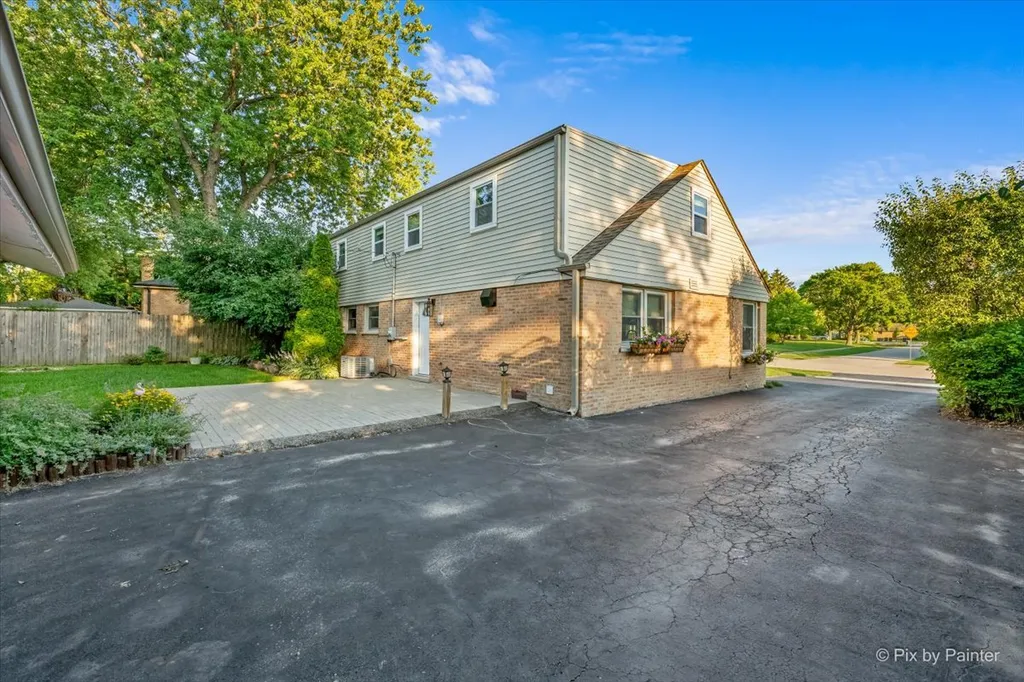 336 Orchard Terrace Roselle IL 60172