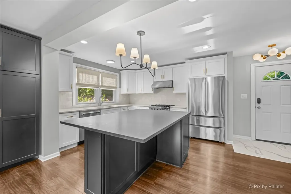 336 Orchard Terrace Roselle IL 60172