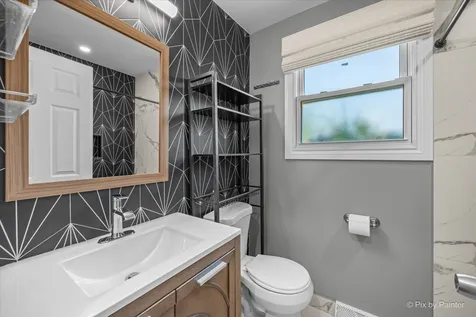 336 Orchard Terrace Roselle IL 60172