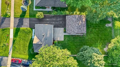 336 Orchard Terrace Roselle IL 60172
