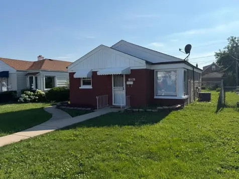 6104 South Nashville Avenue Chicago IL 60638