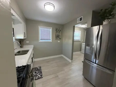 6104 South Nashville Avenue Chicago IL 60638