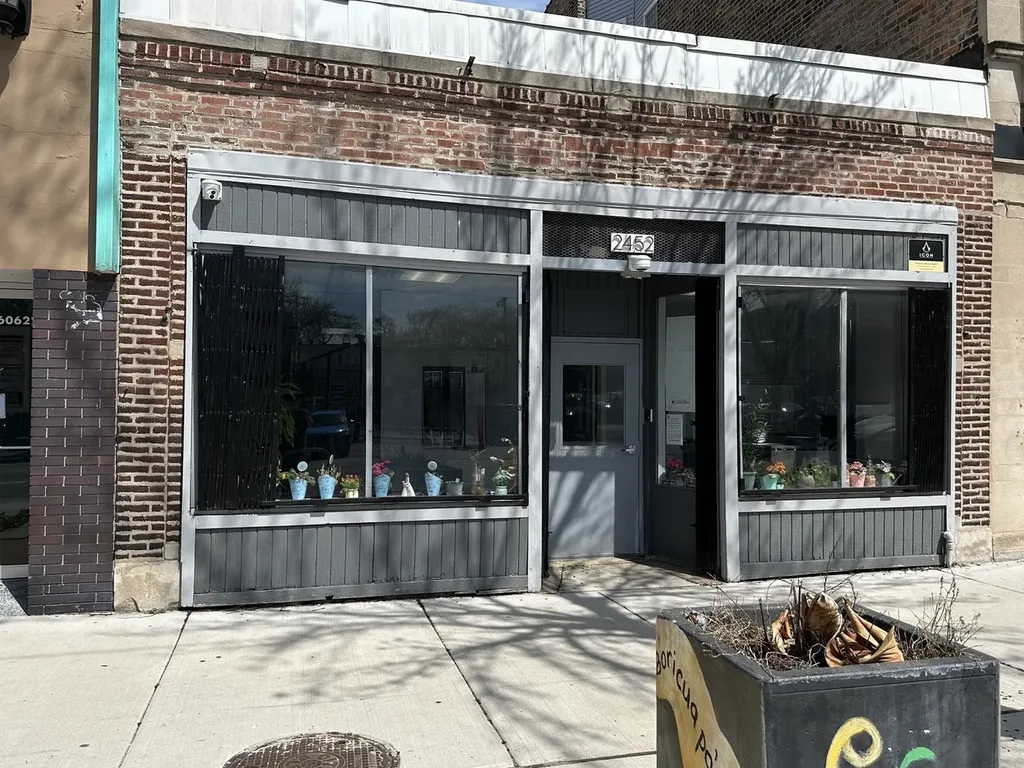 2452 West Division Street Chicago IL 60622