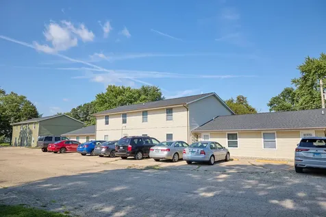 106 108 S 3rd Avenue Mendota IL 61342