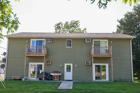 106 108 S 3rd Avenue Mendota IL 61342