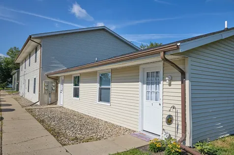 106 108 S 3rd Avenue Mendota IL 61342