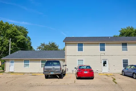 106 108 S 3rd Avenue Mendota IL 61342