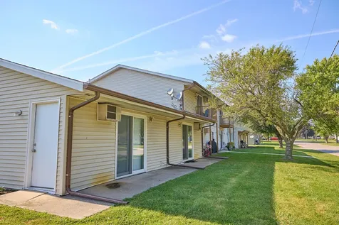 106 108 S 3rd Avenue Mendota IL 61342