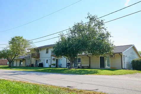 106 108 S 3rd Avenue Mendota IL 61342