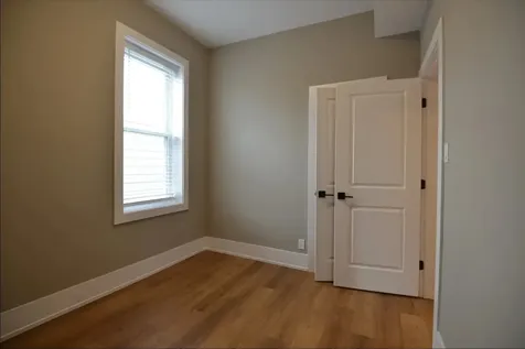 4113 North Damen Avenue Chicago IL 60618