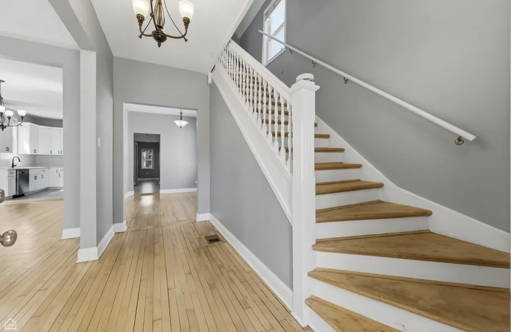 3726 West Mclean Avenue Chicago IL 60647