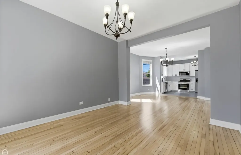 3726 West Mclean Avenue Chicago IL 60647