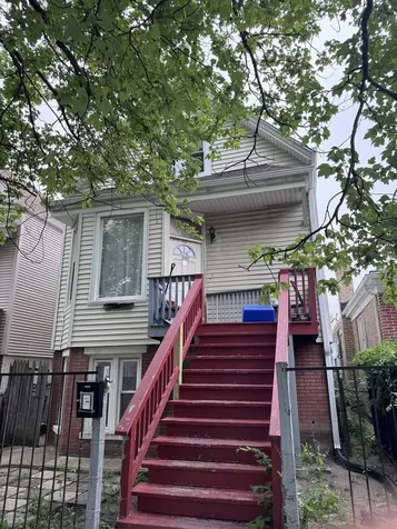 3717 West Dickens Avenue Chicago IL 60647